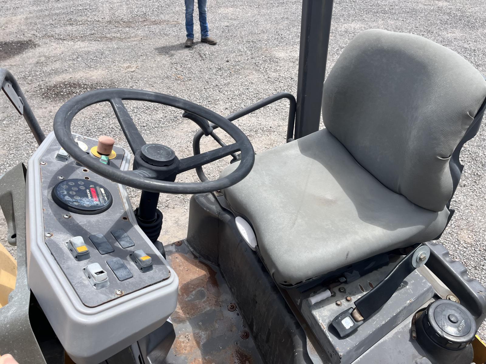 ./imagenes/INVOICE/2019/15222/VOLVO DD24 (3).JPG